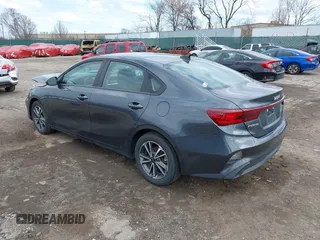 2022 Kia Forte LXS with VIN 3KPF24AD4NE424664, listed as a IAAI auction lot 41893278 with 67,090 mi miles. Bid and sale history available at carsss.com. Image 3.