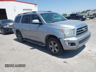 2011 Toyota Sequoia SR5 with VIN 5TDZM5G18BS003008, listed as a IAAI auction lot 42014008 with 220,259 mi miles. Bid and sale history available at carsss.com. Image 1.