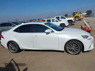 2015 Lexus IS 250 with VIN JTHBF1D25F5069558, listed as a IAAI auction lot 42664732 with 47,263 mi miles and . Bid and sale history available at DreamBid. Image 13.