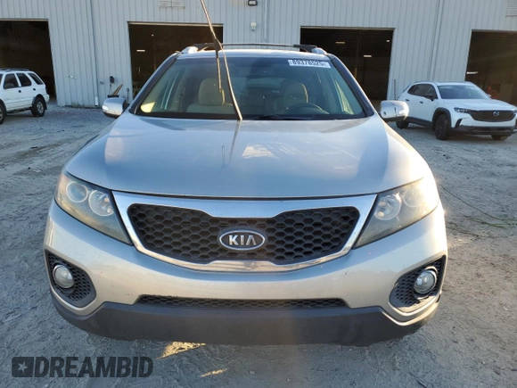 2012 Kia Sorento LX with VIN 5XYKT3A69CG280519, listed as a Copart auction lot 89378525 with 206,417 mi miles and Salvage Title. Bid and sale history available at carsss.com. Image 5.
