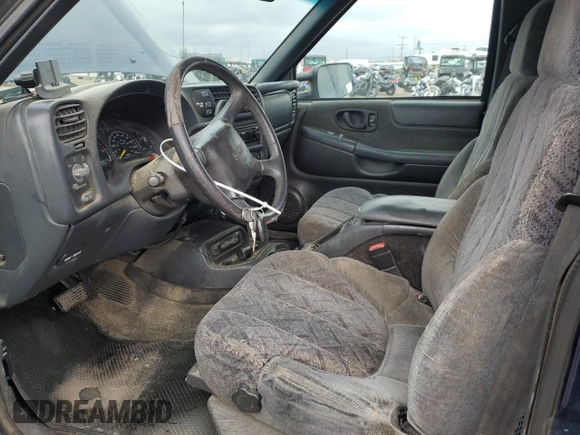 2001 GMC Sonoma SLS with VIN 1GTDT13W21K184331, listed as a Copart auction lot 81176184 with 162,506 mi miles and Salvage Title. Bid and sale history available at carsss.com. Image 7.