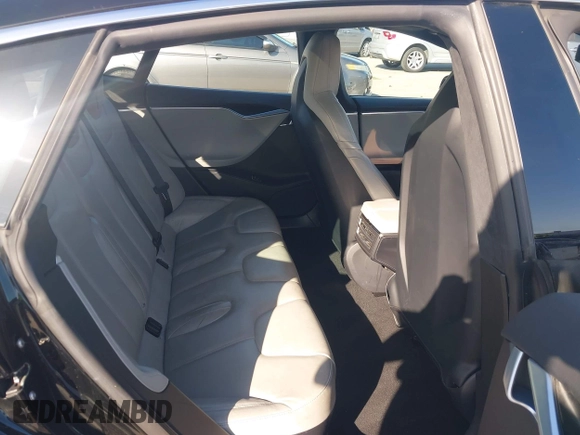 2016 Tesla Model S 90D с VIN 5YJSA1E21GF148336, выставлен на аукционе IAAI как лот 42304073 с пробегом 149 340 миль миль и . История ставок и продаж доступна на DreamBid. Изображение 8.