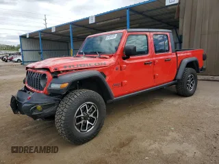 2024 Jeep Gladiator Rubicon z VIN 1C6JJTBG7RL105165, wystawiony jako Copart lot #57459125 z przebiegiem 2 092 mil mil oraz Szkoda całkowita • Salvage title. Historia ofert i sprzedaży dostępna na DreamBid. Obrazek 1.