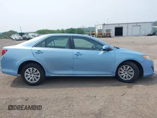 2012 Toyota Camry L z VIN 4T1BF1FKXCU549431, wystawiony jako IAAI lot #42514493 z przebiegiem Nie podano mil oraz . Historia ofert i sprzedaży dostępna na DreamBid. Obrazek 12.