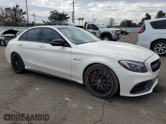 2016 Mercedes-Benz C 63 S AMG z VIN 55SWF8HB3GU165855, wystawiony jako Copart lot #50780375 z przebiegiem 65 480 mil mil oraz Czysty tytuł • Clean title. Historia ofert i sprzedaży dostępna na DreamBid. Obrazek 4.