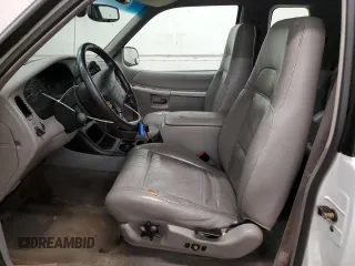 1999 Ford Explorer z VIN 1FMZU24E6XUC14115, wystawiony jako Copart lot #77702694 z przebiegiem 169 783 mil mil oraz Czysty tytuł • Clean title. Historia ofert i sprzedaży dostępna na DreamBid. Obrazek 7.