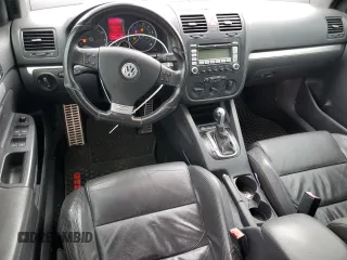 2008 Volkswagen GTI z VIN WVWHV71K18W189571, wystawiony jako Copart lot #51598945 z przebiegiem 139 822 mil mil oraz Czysty tytuł • Clean title. Historia ofert i sprzedaży dostępna na DreamBid. Obrazek 8.