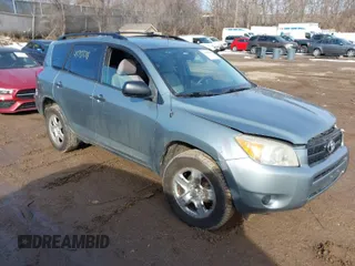 2007 Toyota RAV4 with VIN JTMBD33V476037999, listed as a IAAI auction lot 41751398 with 147,125 mi miles. Bid and sale history available at carsss.com. Image 1.