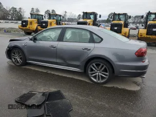 2018 Volkswagen Passat S z VIN 1VWAA7A35JC007820, wystawiony jako Copart lot #43833425 z przebiegiem 78 434 mil mil oraz Szkoda całkowita • Salvage title. Historia ofert i sprzedaży dostępna na DreamBid. Obrazek 2.