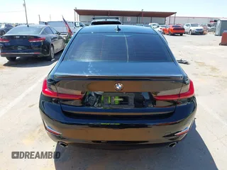 2020 BMW 3 Series 330i с VIN 3MW5R1J0XL8B20976, выставлен на аукционе IAAI как лот 42126378 с пробегом 69 852 миль миль и . История ставок и продаж доступна на DreamBid. Изображение 16.