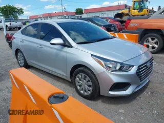 2022 Hyundai Accent SE z VIN 3KPC24A66NE185218, wystawiony jako IAAI lot #42329556 z przebiegiem 18 125 mil mil oraz . Historia ofert i sprzedaży dostępna na DreamBid. Obrazek 1.