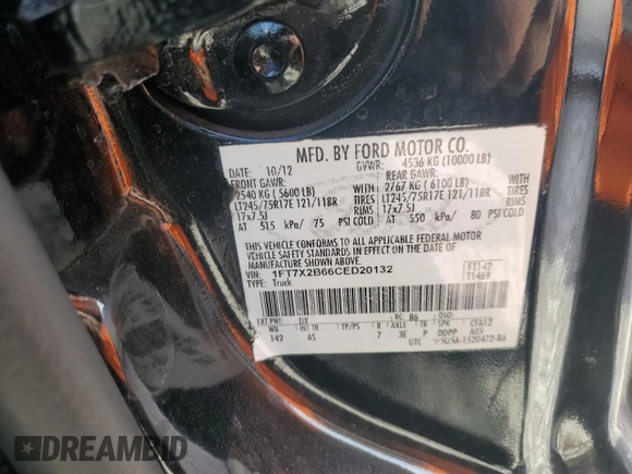 2012 Ford F-250 XL z VIN 1FT7X2B66CED20132, wystawiony jako Copart lot #48782545 z przebiegiem Nie podano mil oraz Czysty tytuł • Clean title. Historia ofert i sprzedaży dostępna na DreamBid. Obrazek 14.