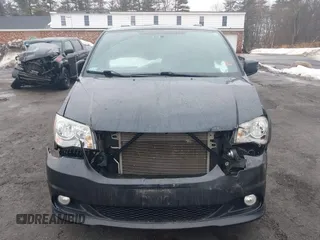2014 Dodge Grand Caravan SXT with VIN 2C4RDGCG2ER463395, listed as a IAAI auction lot 41709948 with 137,783 mi miles and . Bid and sale history available at DreamBid. Image 6.