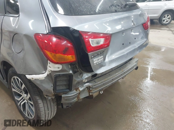 2017 Mitsubishi Outlander ES with VIN JA4AR3AU8HZ067573, listed as a IAAI auction lot 42686761 with 68,032 mi miles and . Bid and sale history available at DreamBid. Image 6.