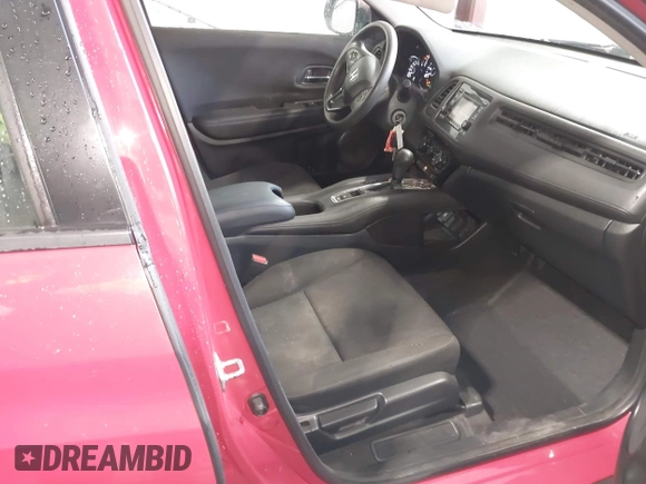 2018 Honda HR-V LX with VIN 3CZRU6H39JG703570, listed as a IAAI auction lot 41013552 with 76,509 mi miles. Bid and sale history available at carsss.com. Image 5.