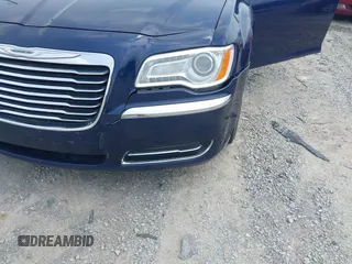 2014 Chrysler 300 z VIN 2C3CCAAG5EH373645, wystawiony jako IAAI lot #42282963 z przebiegiem 220 825 mil mil oraz . Historia ofert i sprzedaży dostępna na DreamBid. Obrazek 20.