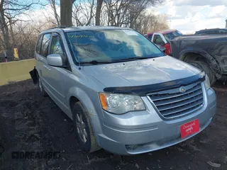 2008 Chrysler Town & Country Touring with VIN 2A8HR54P58R732227, listed as a IAAI auction lot 41691216 with 132,034 mi miles. Bid and sale history available at carsss.com. Image 1.