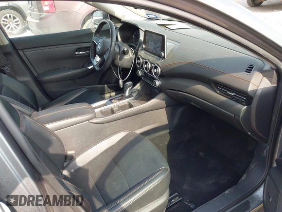 2021 Nissan Sentra SR z VIN 3N1AB8DV6MY219756, wystawiony jako IAAI lot #42257180 z przebiegiem 55 867 mil mil oraz . Historia ofert i sprzedaży dostępna na DreamBid. Obrazek 5.