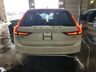 2020 Volvo V90 with VIN YV1A22VMXL1142421, listed as a Copart auction lot 85781704 with 51,950 mi miles and Salvage title. Bid and sale history available at DreamBid. Image 6.