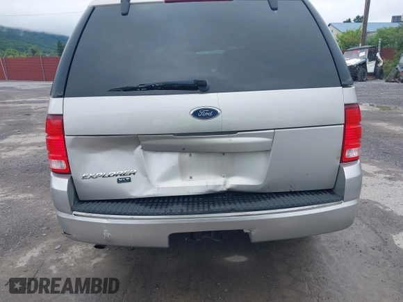 2004 Ford Explorer XLT z VIN 1FMDU73KX4UB18210, wystawiony jako IAAI lot #42504862 z przebiegiem 264 644 mil mil oraz . Historia ofert i sprzedaży dostępna na DreamBid. Obrazek 6.