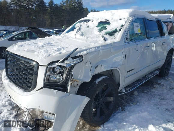 2020 GMC Yukon XL Denali with VIN 1GKS2HKJ3LR223239, listed as a IAAI auction lot 41606846 with 75,452 mi miles. Bid and sale history available at carsss.com. Image 6.