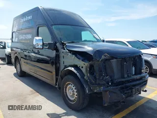 2019 Nissan NV Cargo SV z VIN 1N6AF0LY0KN800465, wystawiony jako IAAI lot #42296328 z przebiegiem 119 472 mil mil oraz . Historia ofert i sprzedaży dostępna na DreamBid. Obrazek 1.
