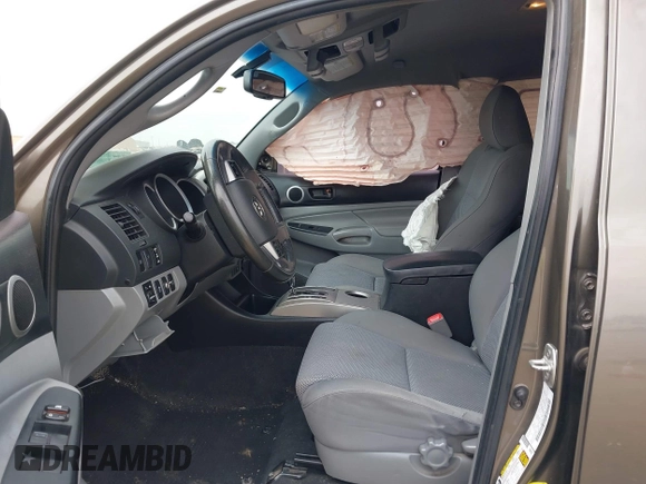 2013 Toyota Tacoma with VIN 3TMLU4EN6DM118537, listed as a IAAI auction lot 41824193 with 158,504 mi miles and . Bid and sale history available at DreamBid. Image 5.