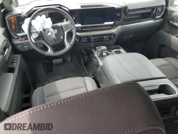 2024 Chevrolet Silverado 1500 LT with VIN 2GCPACED2R1201943, listed as a Copart auction lot 50679505 with 30,802 mi miles and Salvage Title. Bid and sale history available at DreamBid. Image 8.