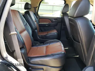 2008 Chevrolet Tahoe 3LT z VIN 1GNFK13008R129361, wystawiony jako Copart lot #49392315 z przebiegiem 172 511 mil mil oraz Szkoda całkowita • Salvage title. Historia ofert i sprzedaży dostępna na DreamBid. Obrazek 11.