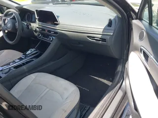 2023 Hyundai Sonata SEL z VIN KMHL64JA3PA277025, wystawiony jako IAAI lot #42301657 z przebiegiem 38 378 mil mil oraz . Historia ofert i sprzedaży dostępna na DreamBid. Obrazek 5.