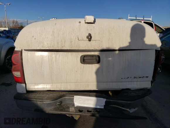 2003 Chevrolet Silverado 1500 with VIN IDCO004199ZZ, listed as a Copart auction lot 85870734 with 289,533 mi miles and Non Repairable. Bid and sale history available at DreamBid. Image 6.