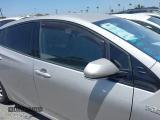 2017 Toyota Prius Plus z VIN JTDKARFPXH3057525, wystawiony jako IAAI lot #42356340 z przebiegiem 149 939 mil mil oraz . Historia ofert i sprzedaży dostępna na DreamBid. Obrazek 14.