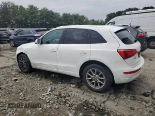 2010 Audi Q5 Premium Plus z VIN WA1LKAFPXAA020442, wystawiony jako Copart lot #62762045 z przebiegiem 136 816 mil mil oraz Szkoda całkowita • Salvage title. Historia ofert i sprzedaży dostępna na DreamBid. Obrazek 2.