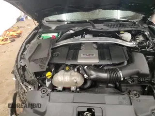 2018 Ford Mustang GT Premium z VIN 1FATP8FF5J5164499, wystawiony jako Copart lot #58682785 z przebiegiem 15 885 mil mil oraz Szkoda całkowita • Salvage title. Historia ofert i sprzedaży dostępna na DreamBid. Obrazek 13.