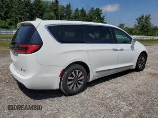 2022 Chrysler Pacifica Hybrid Limited with VIN 2C4RC1S72NR180156, listed as a Copart auction lot 62742765 with 71,935 mi miles and Salvage title. Bid and sale history available at DreamBid. Image 3.