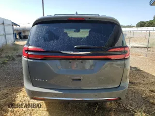 2022 Chrysler Pacifica Touring L z VIN 2C4RC1BG1NR132907, wystawiony jako Copart lot #60908105 z przebiegiem 60 495 mil mil oraz Czysty tytuł • Clean title. Historia ofert i sprzedaży dostępna na DreamBid. Obrazek 6.