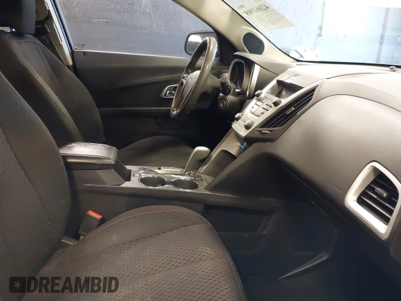 2015 Chevrolet Equinox LS with VIN 2GNALAEK8F6178032, listed as a IAAI auction lot 42061909 with 101,828 mi miles. Bid and sale history available at carsss.com. Image 5.