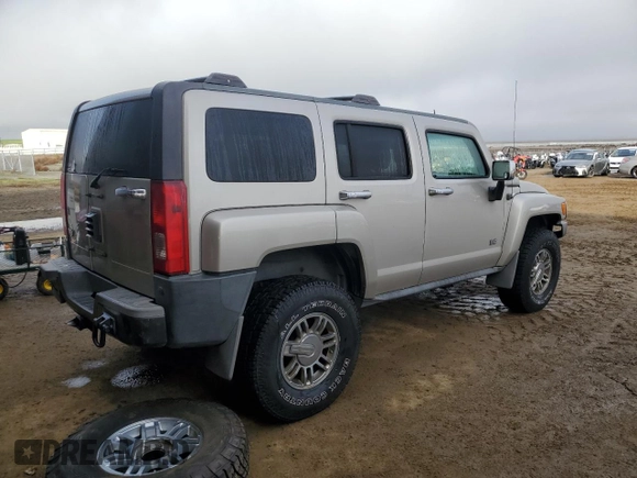 2007 Hummer H3 SUV with VIN 5GTDN13E178176012, listed as a Copart auction lot 85798514 with 239,642 mi miles and Clean Title. Bid and sale history available at DreamBid. Image 3.