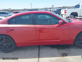 2013 Dodge Charger SE with VIN 2C3CDXBG7DH664953, listed as a IAAI auction lot 41661491 with 92,595 mi miles. Bid and sale history available at carsss.com. Image 14.
