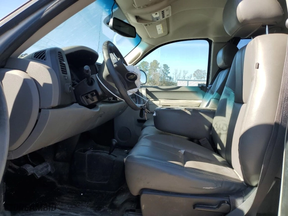 2013 Chevrolet Silverado 1500 Work Truck with VIN 1GCRKPEA9DZ326506, listed as a Copart auction lot 85274034 with 249,085 mi miles and Salvage Title. Bid and sale history available at carsss.com. Image 7.