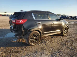 2013 Kia Sportage SX with VIN KNDPCCA68D7447781, listed as a Copart auction lot 85541454 with 136,211 mi miles and Salvage Title. Bid and sale history available at carsss.com. Image 3.