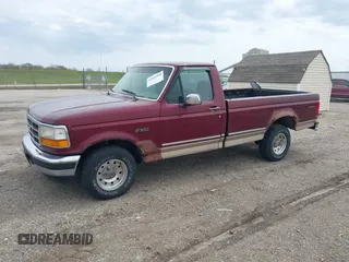 1996 Ford F-150 z VIN 1FTEF15N8TLA20336, wystawiony jako IAAI lot #42026960 z przebiegiem 162 118 mil mil oraz . Historia ofert i sprzedaży dostępna na DreamBid. Obrazek 2.