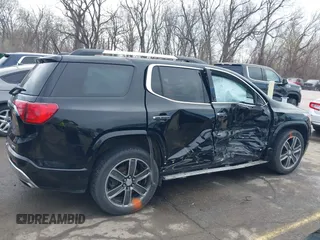 2017 GMC Acadia Denali z VIN 1GKKNXLS6HZ141988, wystawiony jako IAAI lot #41855218 z przebiegiem 132 732 mil mil oraz . Historia ofert i sprzedaży dostępna na DreamBid. Obrazek 13.