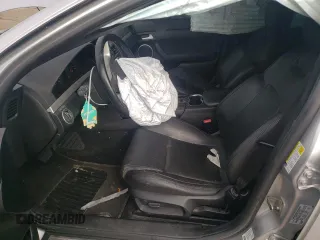 2009 Pontiac G8 z VIN 6G2ER57749L198659, wystawiony jako Copart lot #72611684 z przebiegiem Nie podano mil oraz Szkody całkowita. Historia ofert i sprzedaży dostępna na DreamBid. Obrazek 7.