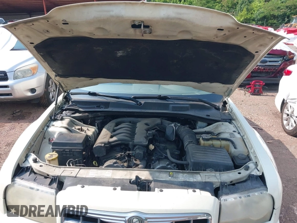 2008 Chrysler 300 Touring with VIN 2C3LA53G28H281603, listed as a IAAI auction lot 42386641 with 230,443 mi miles and . Bid and sale history available at DreamBid. Image 10.