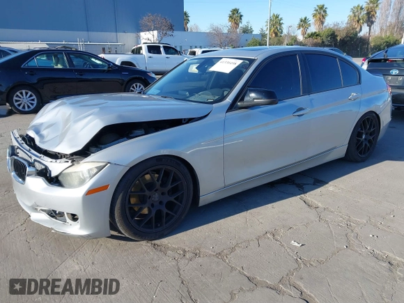 2015 BMW 3 Series 328i with VIN WBA3A5C57FF609054, listed as a IAAI auction lot 41330498 with 129,378 mi miles. Bid and sale history available at carsss.com. Image 17.