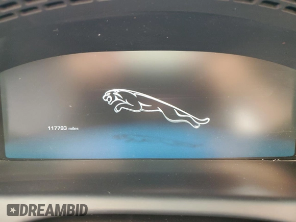 2014 Jaguar XJ with VIN SAJWA1CZ2E8V69885, listed as a Copart auction lot 53163105 with 117,793 mi miles and Clean Title. Bid and sale history available at DreamBid. Image 9.