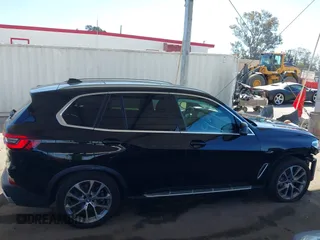 2023 BMW X5 xDrive45e z VIN 5UXTA6C01P9P71810, wystawiony jako IAAI lot #42014507 z przebiegiem 48 174 mil mil oraz . Historia ofert i sprzedaży dostępna na DreamBid. Obrazek 14.