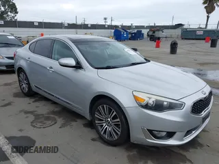 2016 Kia Cadenza Premium with VIN KNALN4D79G5209549, listed as a IAAI auction lot 41896357 with 101,493 mi miles. Bid and sale history available at carsss.com. Image 1.