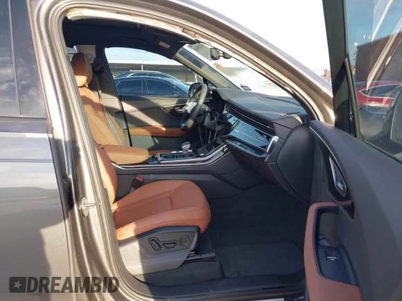 2024 Audi Q7 Premium Plus with VIN WA1LCBF76RD010388, listed as a IAAI auction lot 41295943 with 6,950 mi miles and . Bid and sale history available at DreamBid. Image 5.
